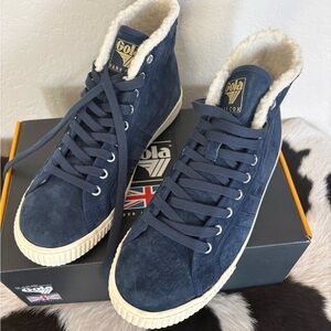 Gola universal Dark Blue High-Top Sneakers. 8 men 10 women